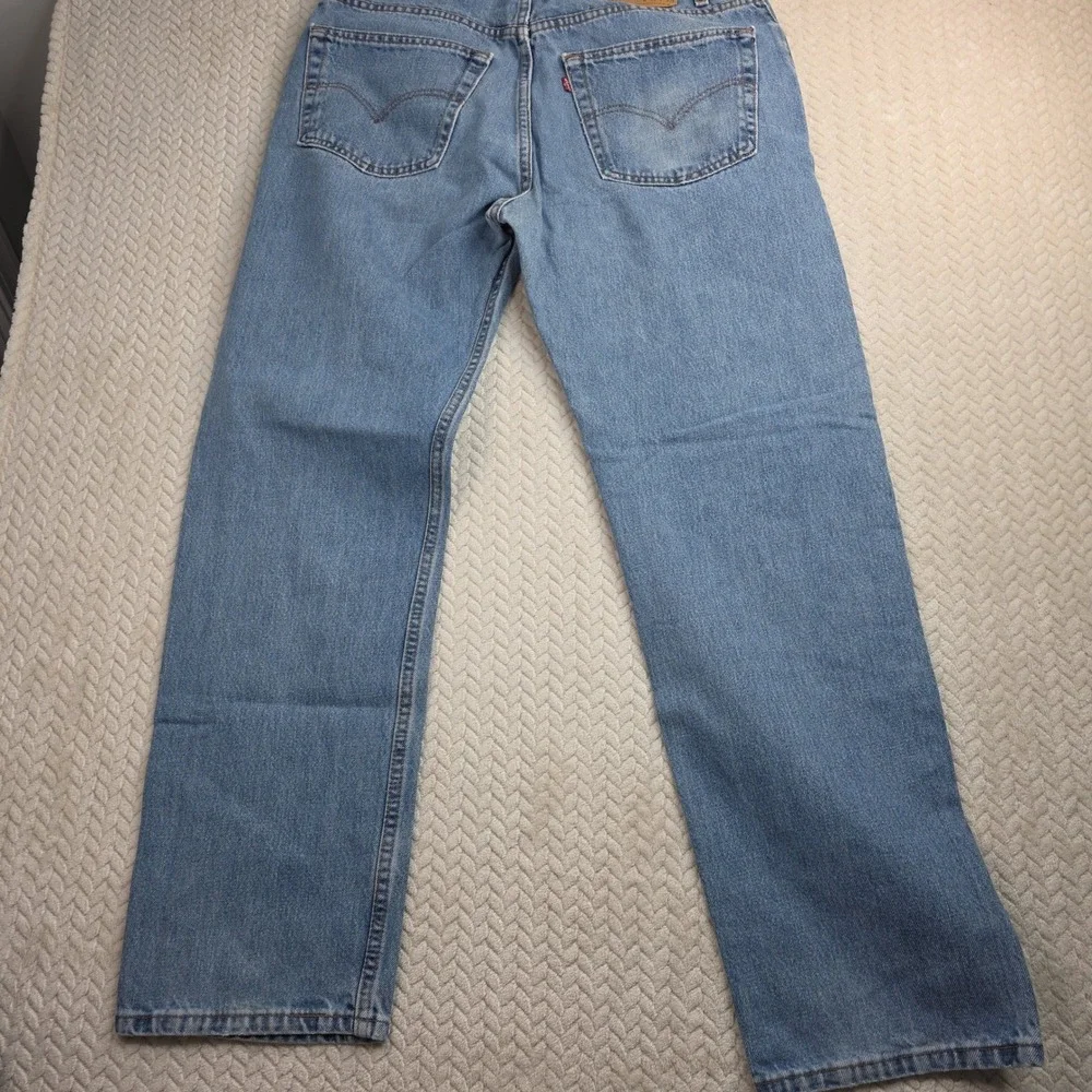 Vintage‎ Levis 505 Mens Jeans 38x32 Made in USA Light Wash Straight Leg 2000s